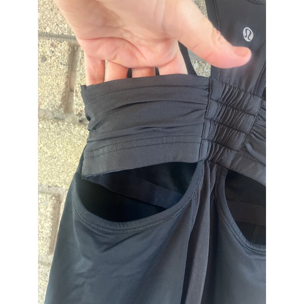 Lulu Lemon Tank Racer Back Sz 4 - Picture 8 of 9